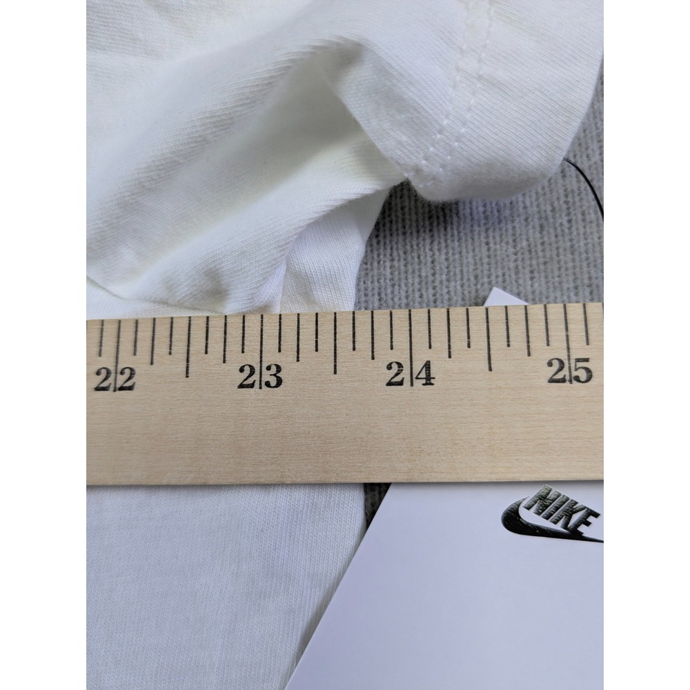 Nike Sportswear Shirt Mens XL White Sneakers Running Activewear New Graphic Tee - Picture 7 of 8